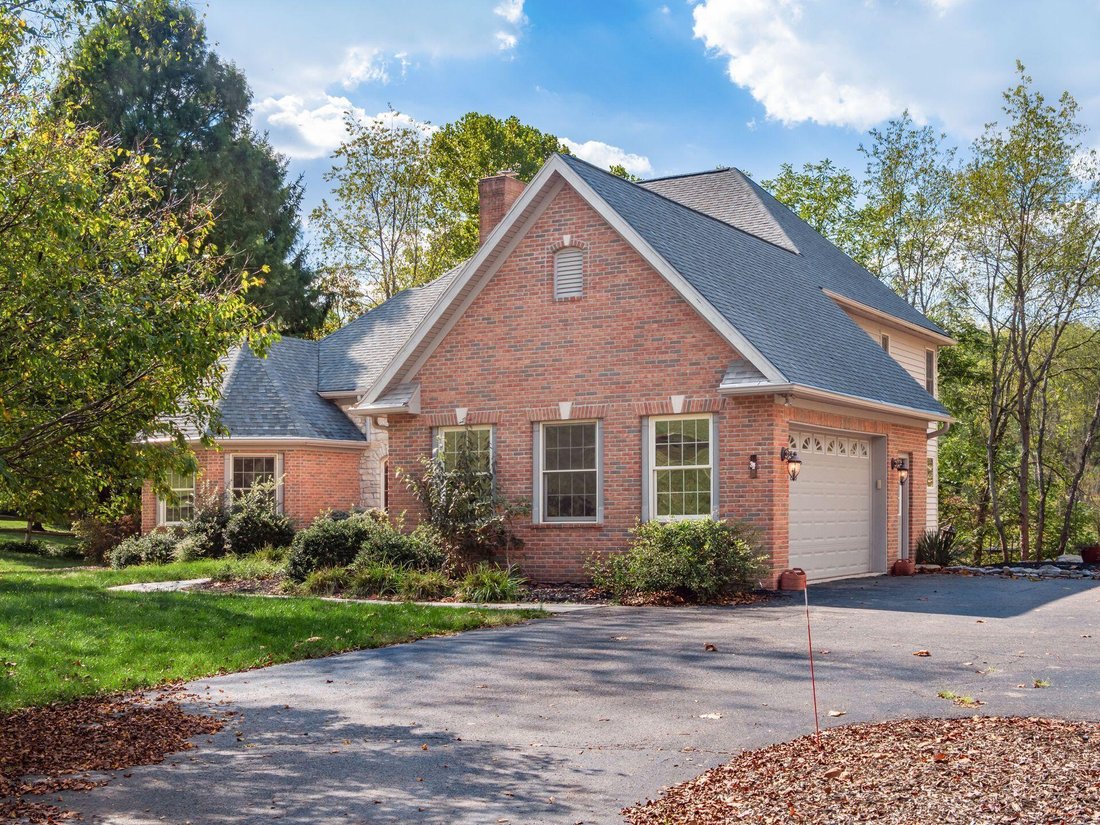 House in Logan, Ohio, United States 4 - 17689537
