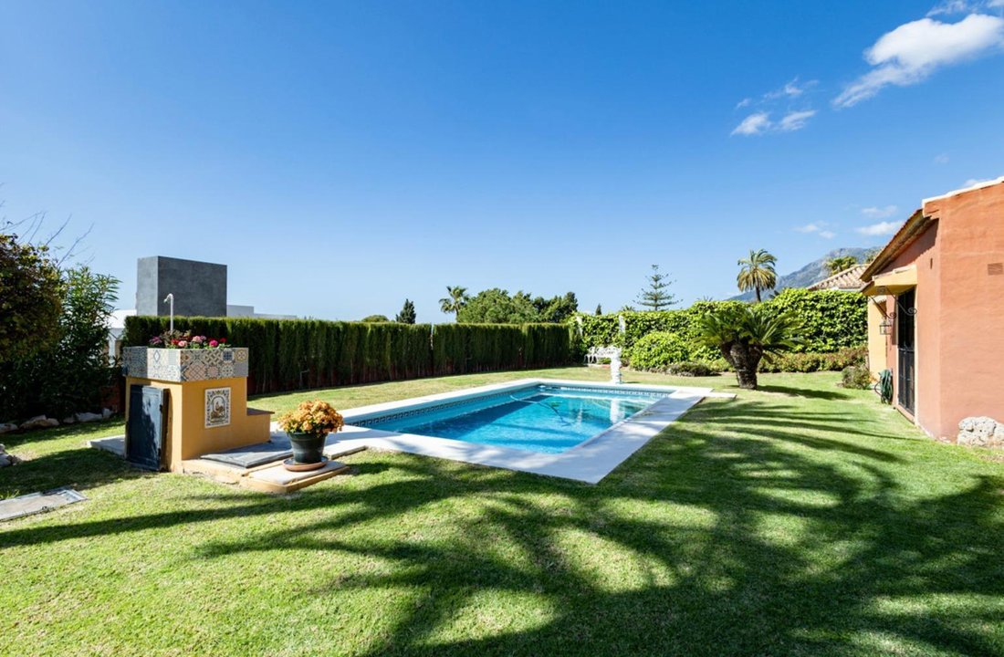 Villa in Rio Real, Marbella, Andalusia 3 - 17689535