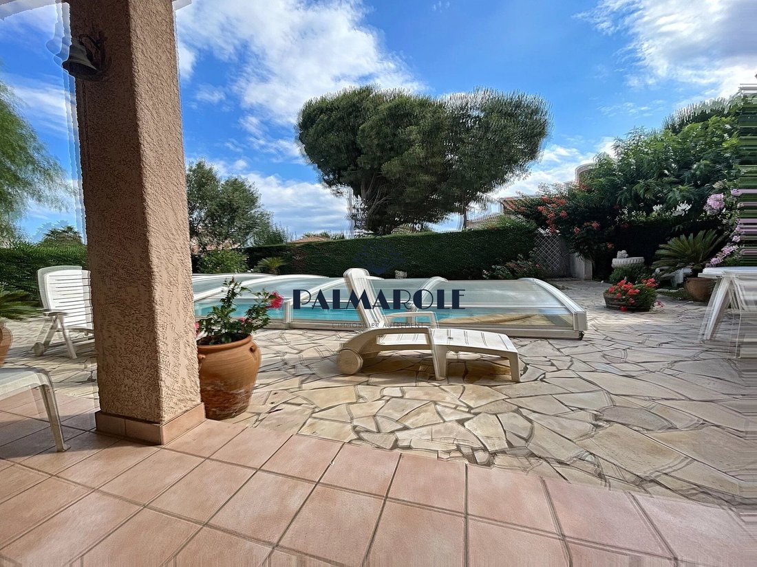 Villa in Haut Vernet-Moyen Vernet, Perpignan, France 3 - 17689136