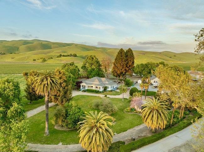 House in Gilroy, California, United States 1 - 17689519