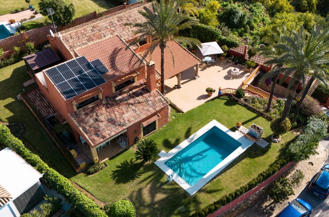 Villa in Rio Real, Marbella, Andalusia 4 - 17689535
