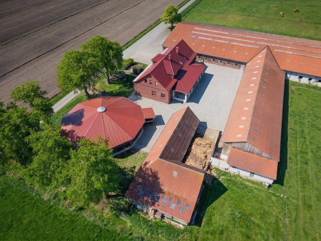 Estate in Ovelgönne, Lower Saxony, Germany 2 - 17677624