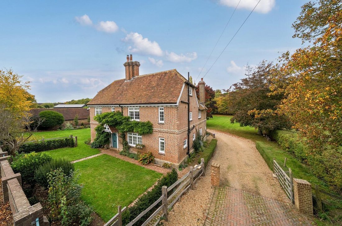 Farm Ranch in Hartlip, England 1 - 17690427