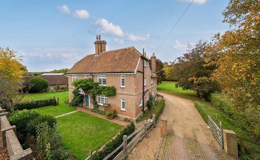 Farm Ranch in Hartlip, England 1