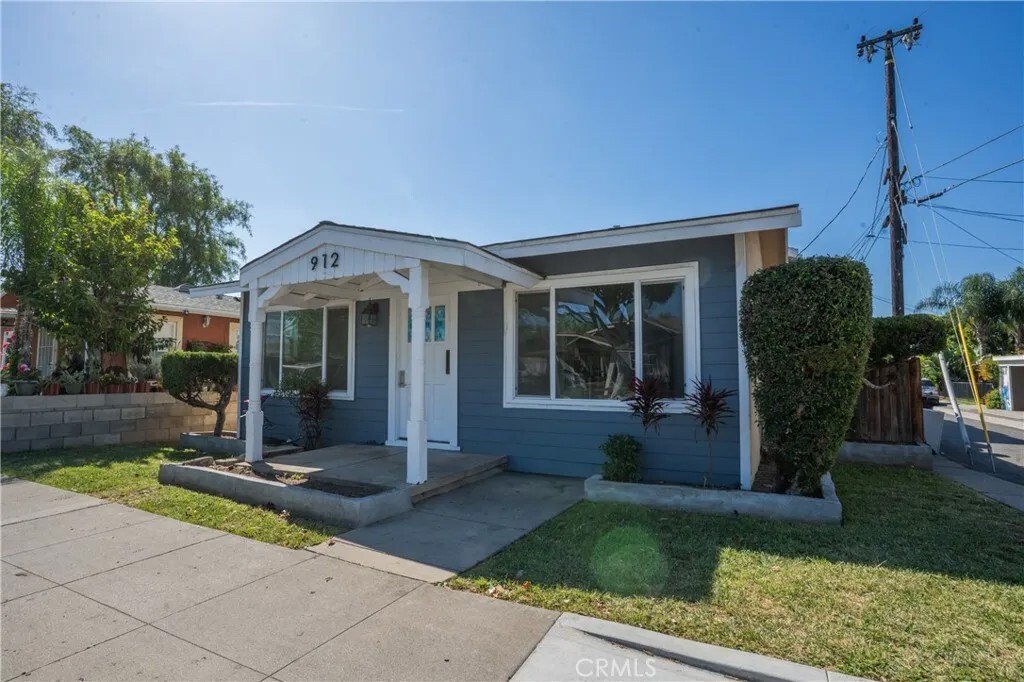 Fullerton, California, United States 2 - 17689941