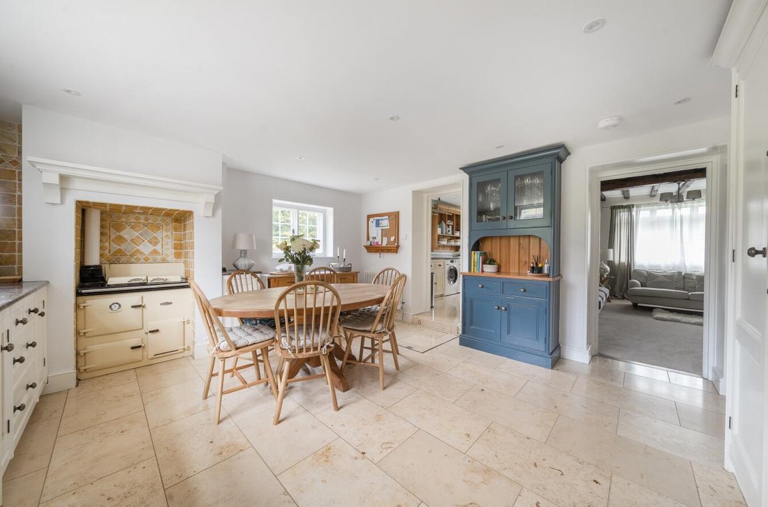 Farm Ranch in Hartlip, England 5 - 17690427