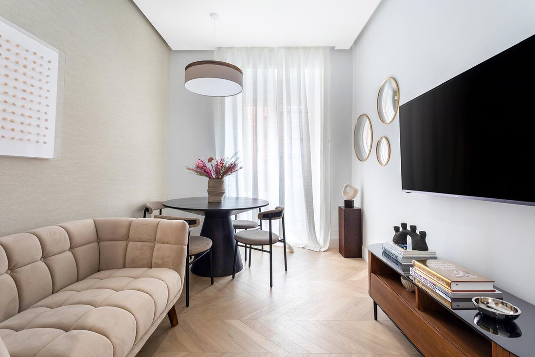 Apartment in Chamberi, Madrid, Spain 4 - 17690449