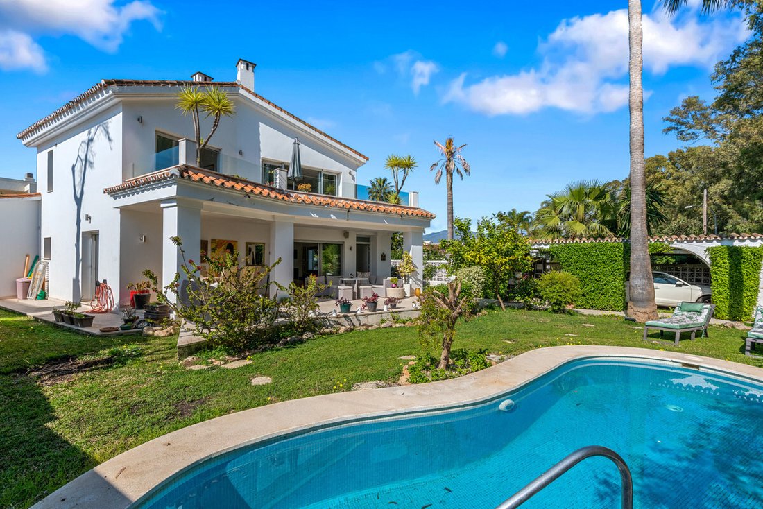 Villa in San Pedro de Alcantara, Andalusia, Spain 4 - 17690580