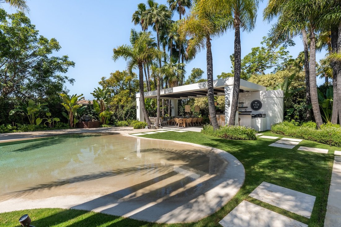 Villa in Marbella, Andalusia, Spain 4 - 17690584