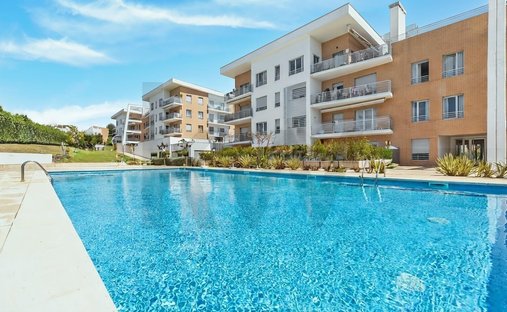 Apartment in Carnaxide e Queijas, Lisbon, Portugal 1