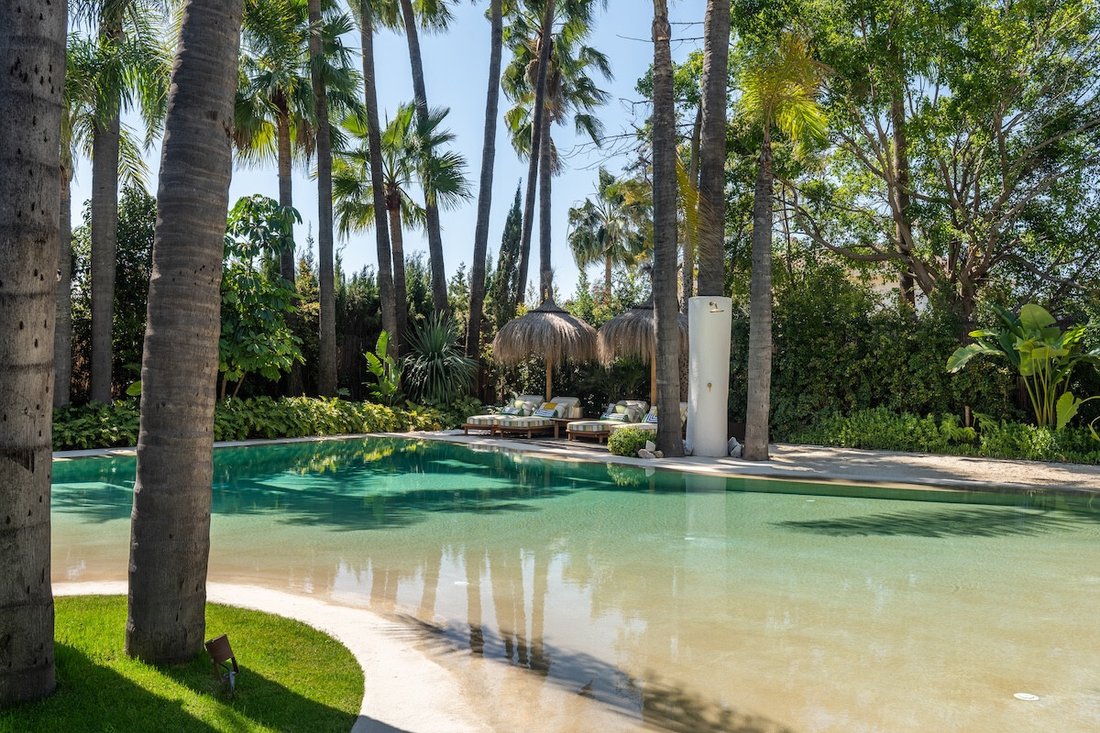 Villa in Marbella, Andalusia, Spain 5 - 17690584
