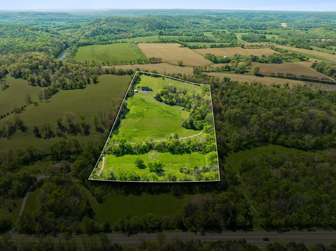 House in Williamsport, Tennessee, United States 3 - 17690242