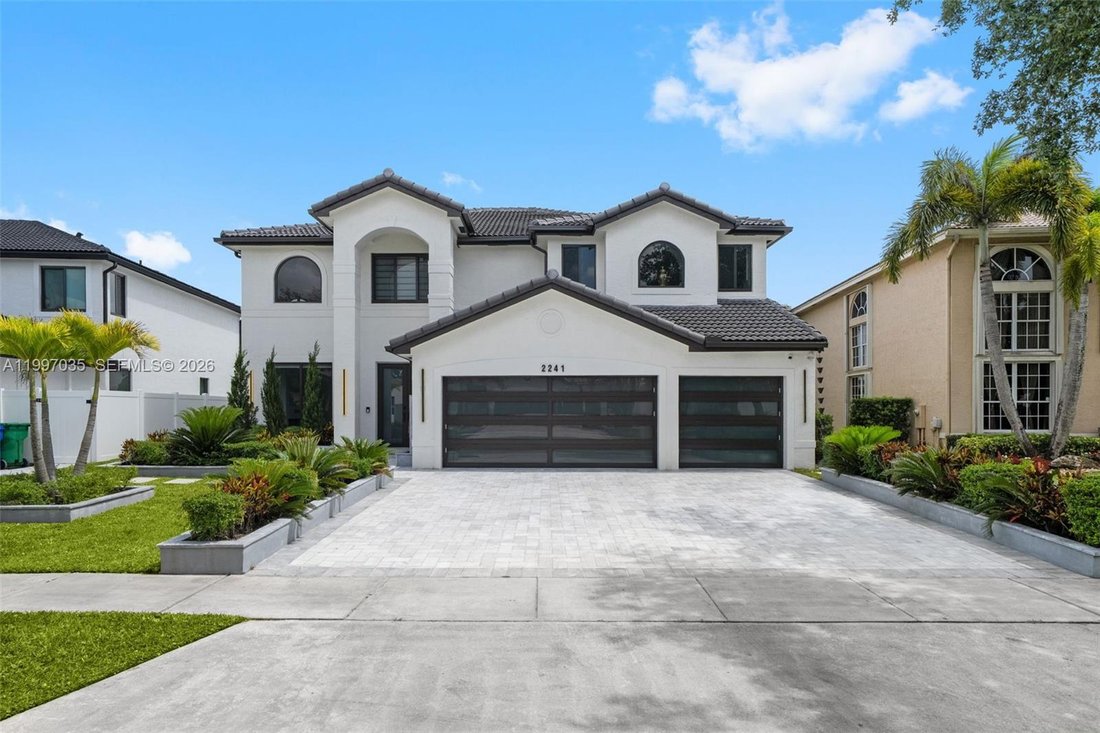 House in Miramar, Florida, United States 3 - 17661106