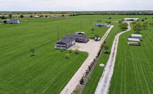 House in Alvarado, Texas, United States 1