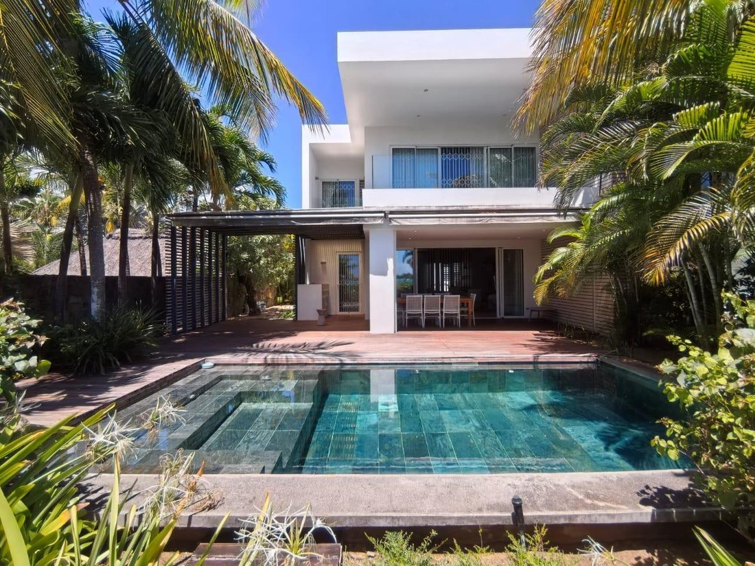 House in Grand Baie, Rivière du Rempart District, Mauritius 1 - 17690601