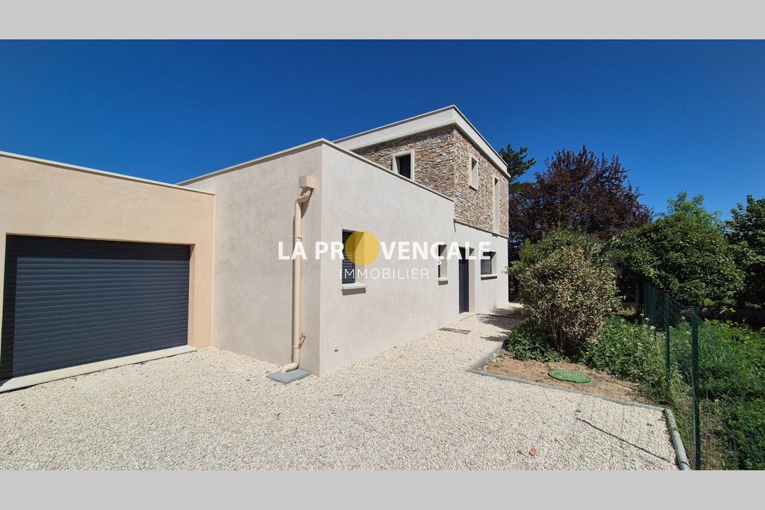Villa in Pourrieres, Provence-Alpes-Côte d'Azur, France 1 - 17690628
