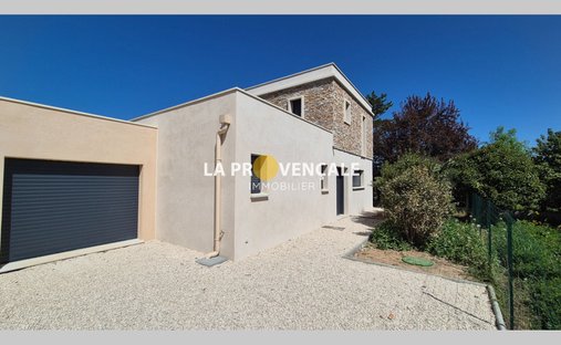 Villa in Pourrieres, Provence-Alpes-Côte d'Azur, France 1