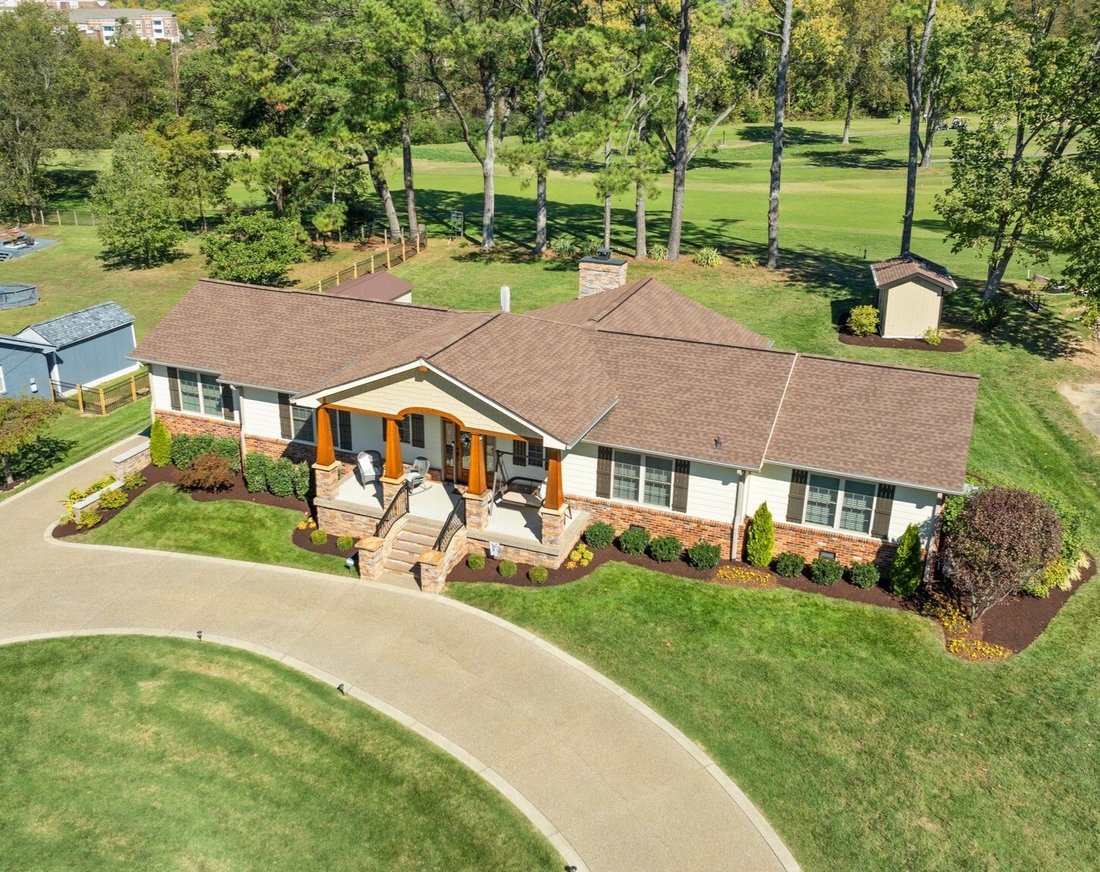 House in Hendersonville, Tennessee, United States 1 - 17690235