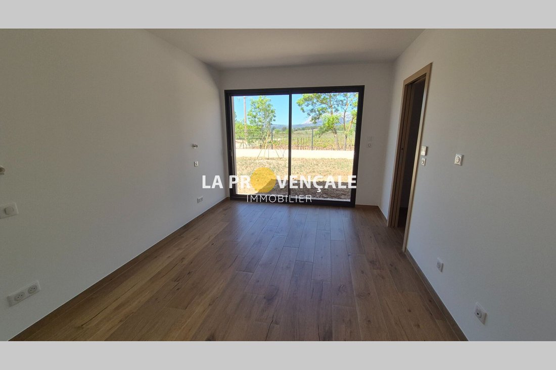 Villa in Pourrieres, Provence-Alpes-Côte d'Azur, France 5 - 17690628