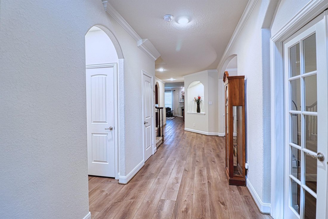 House in Montgomery, Texas, United States 5 - 17611077