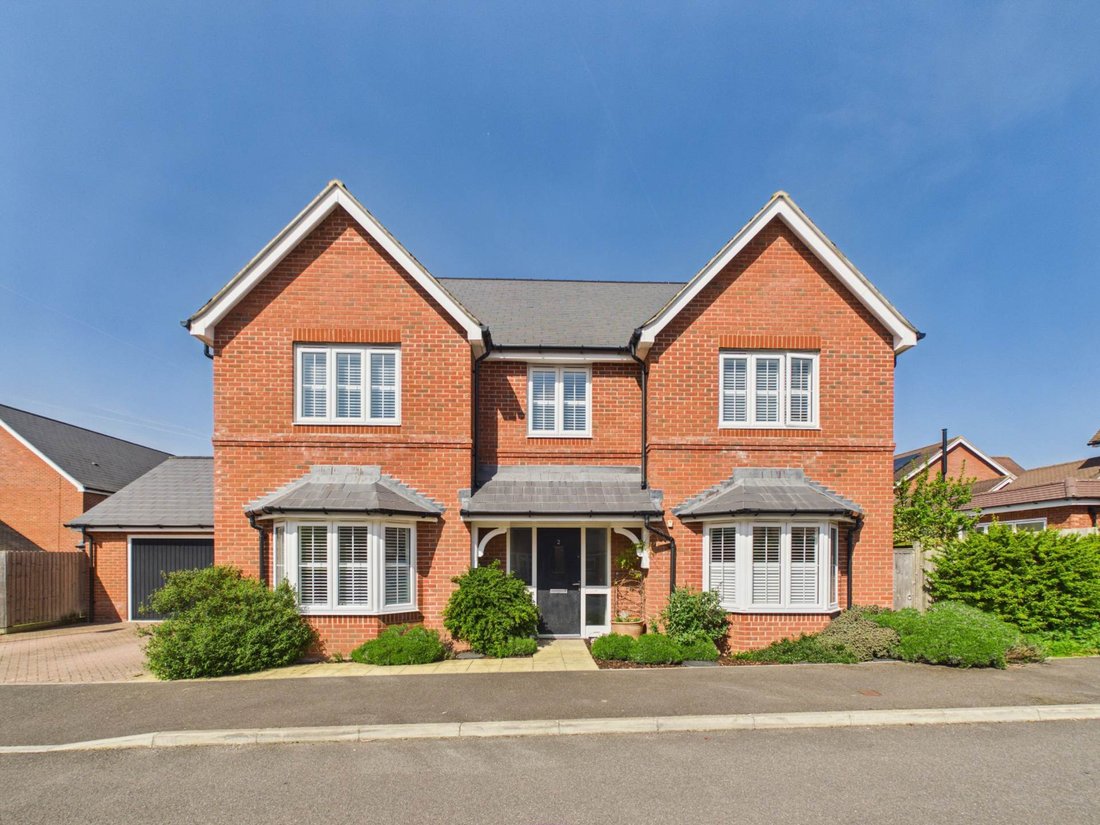 House in Aston Clinton, England 1 - 17690462
