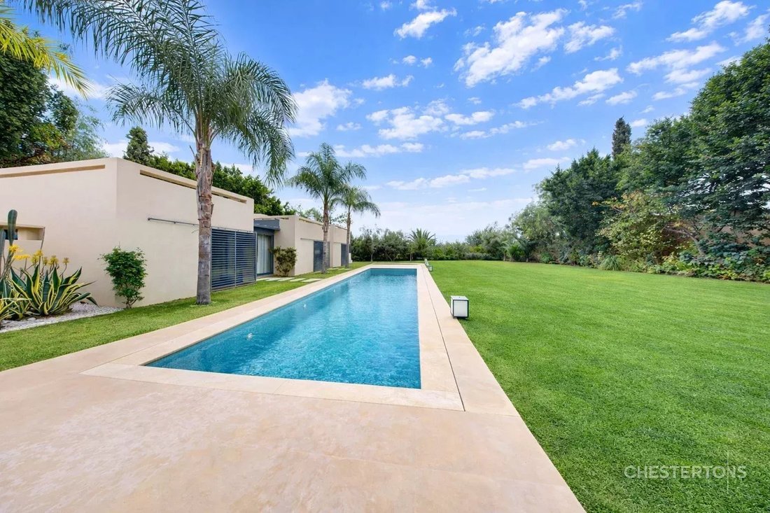 Villa in Annakhil, Marrakesh-Safi, Morocco 1 - 17690602