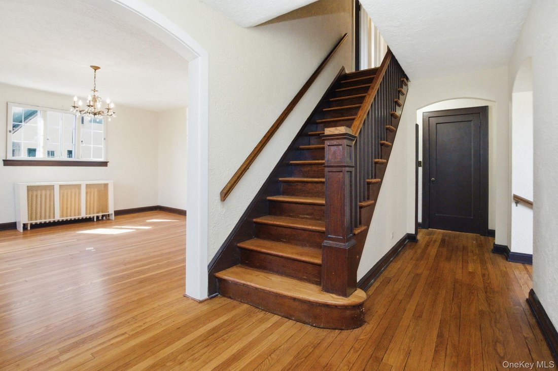 House in White Plains, New York, United States 4 - 17689797