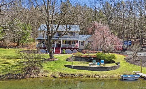 House in Monroe, New York, United States 1