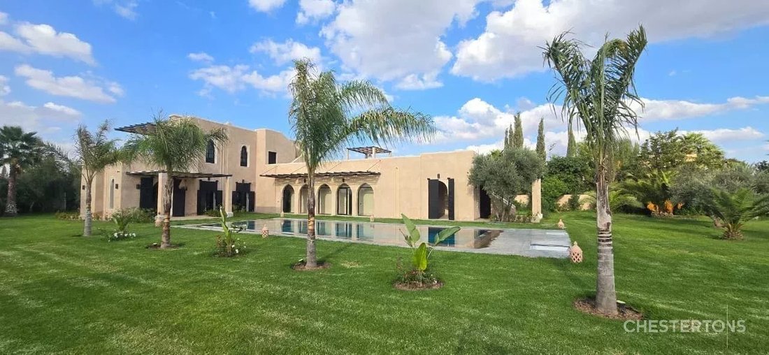 Villa in Annakhil, Marrakesh-Safi, Morocco 1 - 17690545