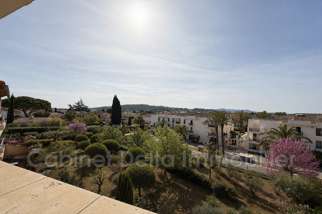 Apartment in Sanary-sur-Mer, Provence-Alpes-Côte d'Azur, France 4 - 17690646