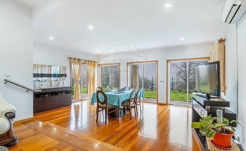 Villa in Calvos e Frades, Braga, Portugal 1
