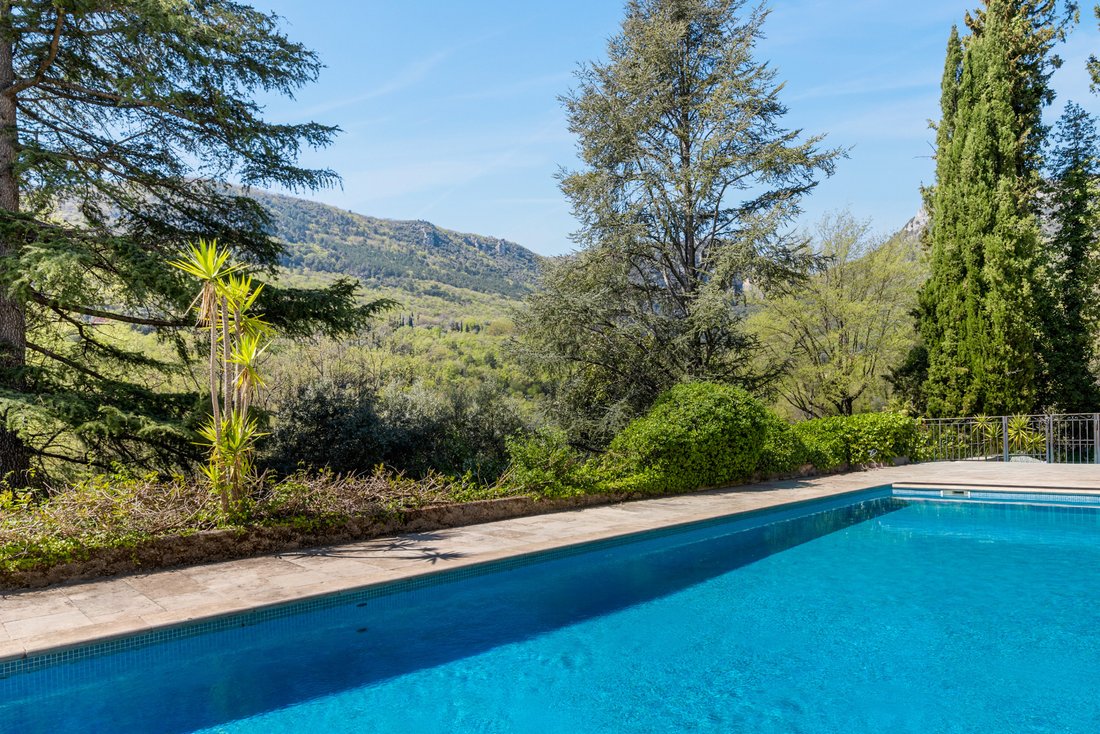 Villa in Tourrettes-sur-Loup, Provence-Alpes-Côte d'Azur, France 3 - 17075174