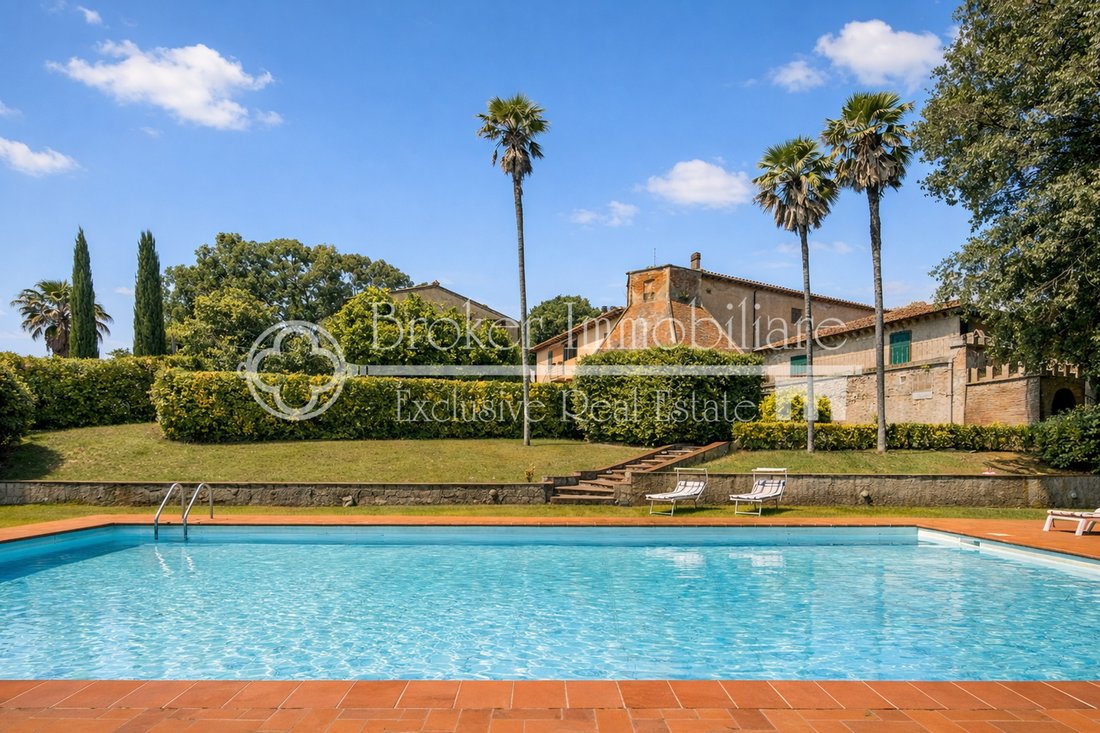 Villa in Crespina, Tuscany, Italy 4 - 12093826