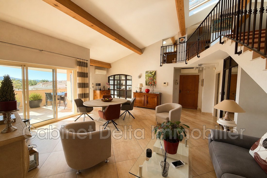 Apartment in Sanary-sur-Mer, Provence-Alpes-Côte d'Azur, France 2 - 17690646