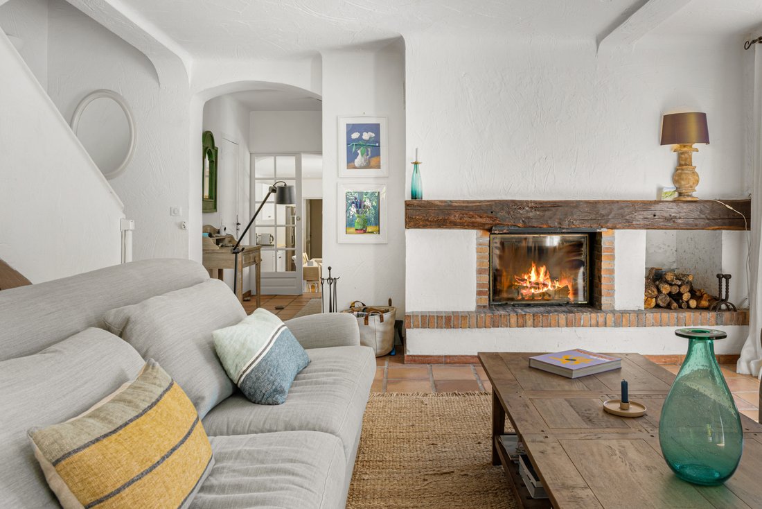 Villa in Tourrettes-sur-Loup, Provence-Alpes-Côte d'Azur, France 4 - 17075174