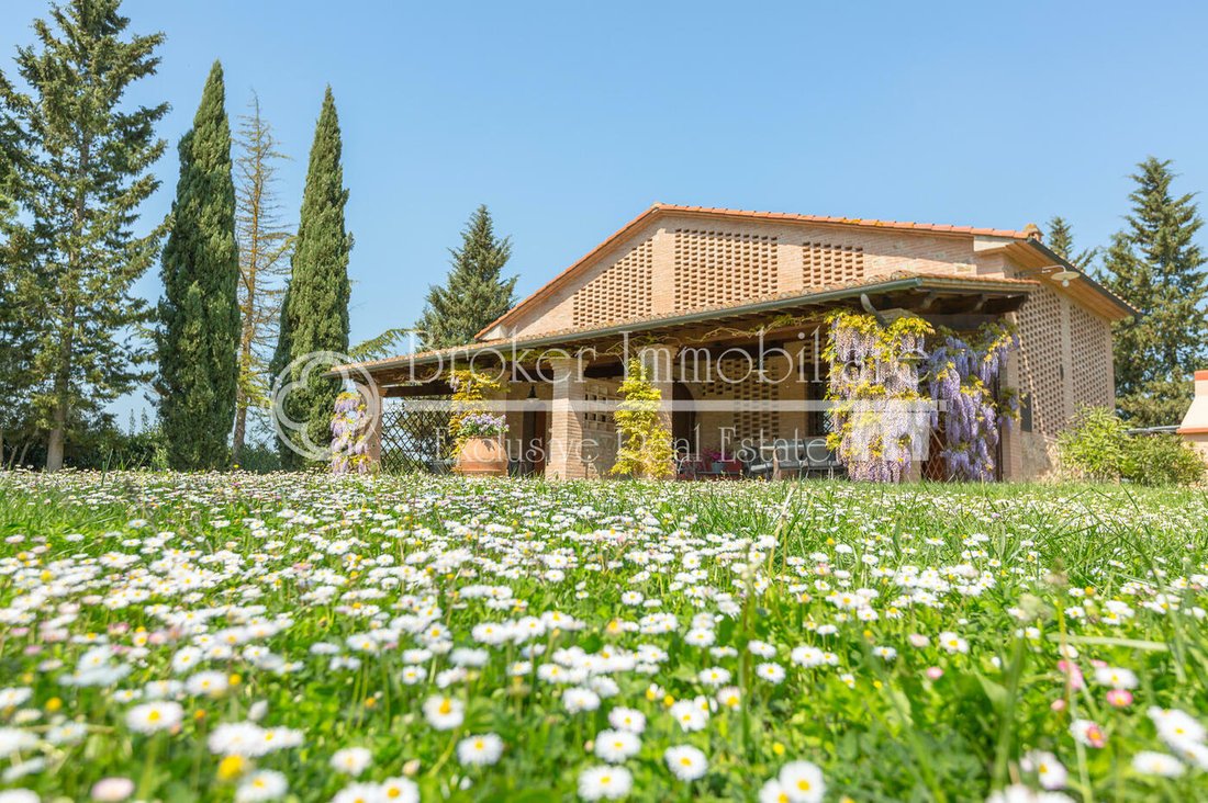 Villa in Peccioli, Tuscany, Italy 5 - 12363162
