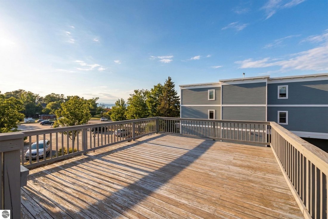 House in Elk Rapids, Michigan, United States 4 - 17690884