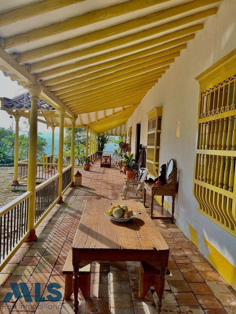 House in Medellín, Antioquia, Colombia 4 - 17690692