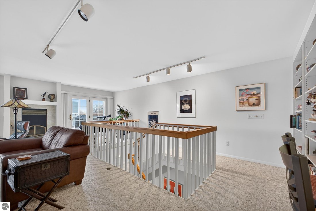 House in Elk Rapids, Michigan, United States 3 - 17690884