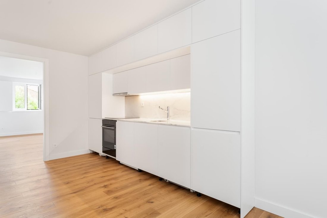 Apartment in Campo de Ourique, Lisbon, Portugal 2 - 17691348