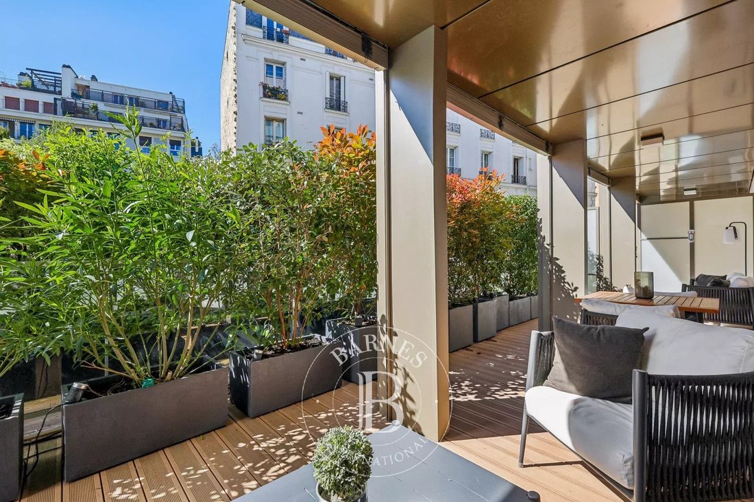 Apartment in Ecole Militaire, Paris 7e Arrondissement, Paris 2 - 17690838