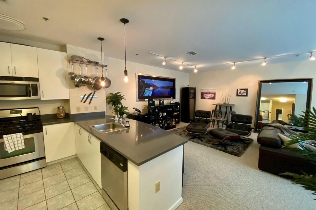 Condo in Washington, District of Columbia, United States 3 - 17690672