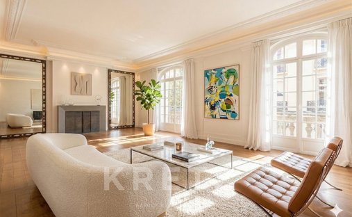 Apartment in Parc Monceau, Paris 8e Arrondissement, Paris 1