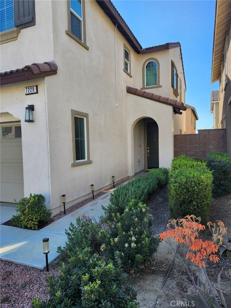 House in Fontana, California, United States 3 - 17421219