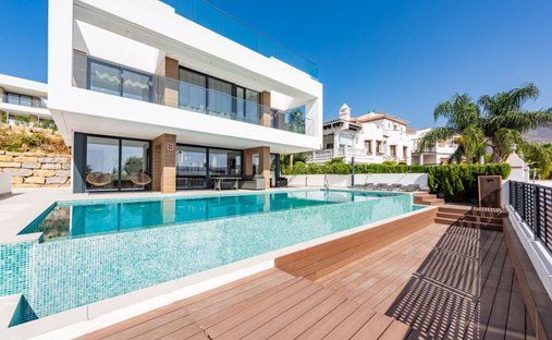 Villa a Estepona, Andalusia, Spagna 1