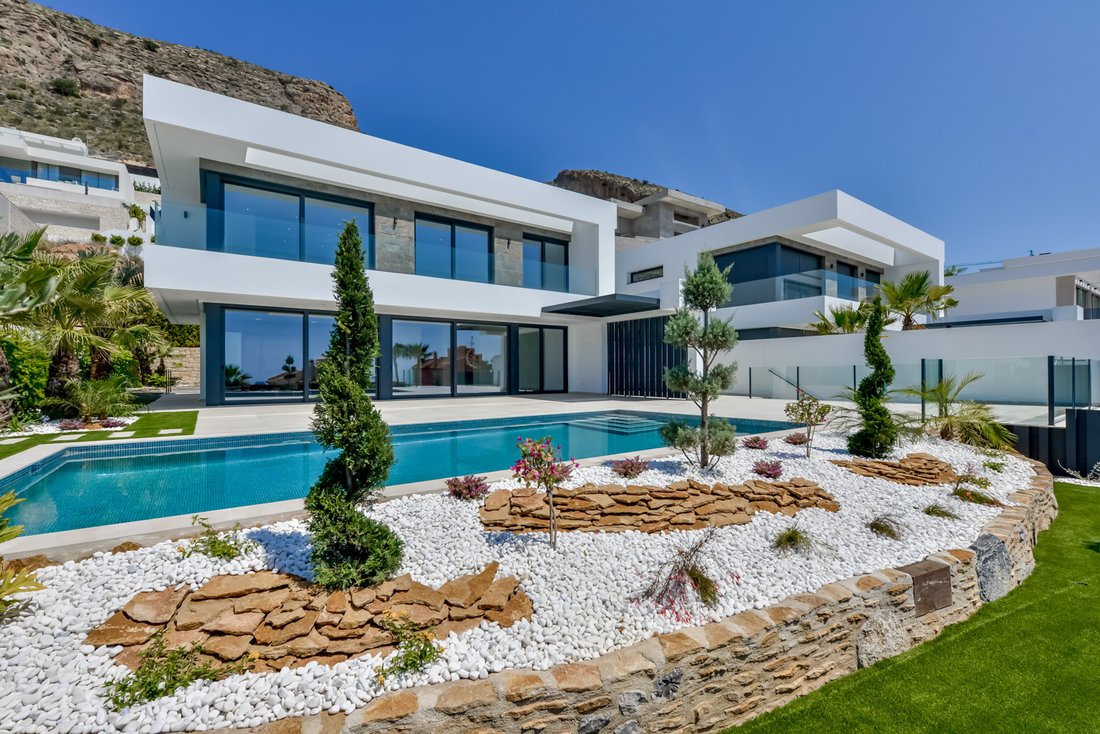 Villa in Finestrat, Valencian Community, Spain 2 - 17691116