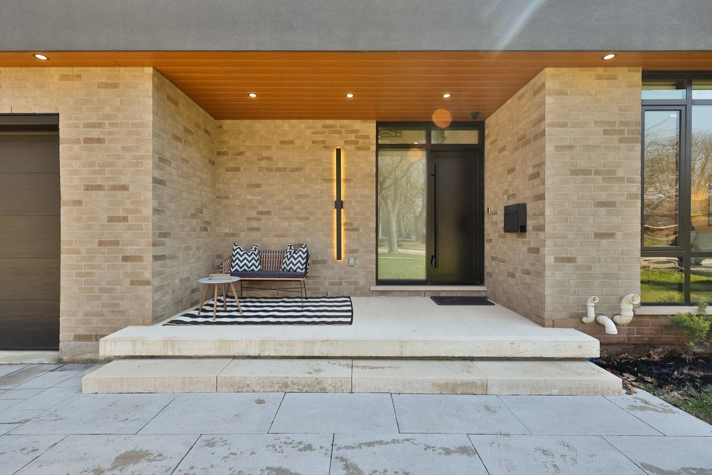 House in Burlington, Ontario, Canada 2 - 17691982