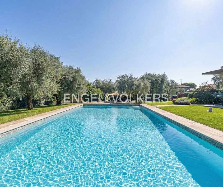 Villa in Moniga del Garda, Lombardy, Italy 5 - 17691190