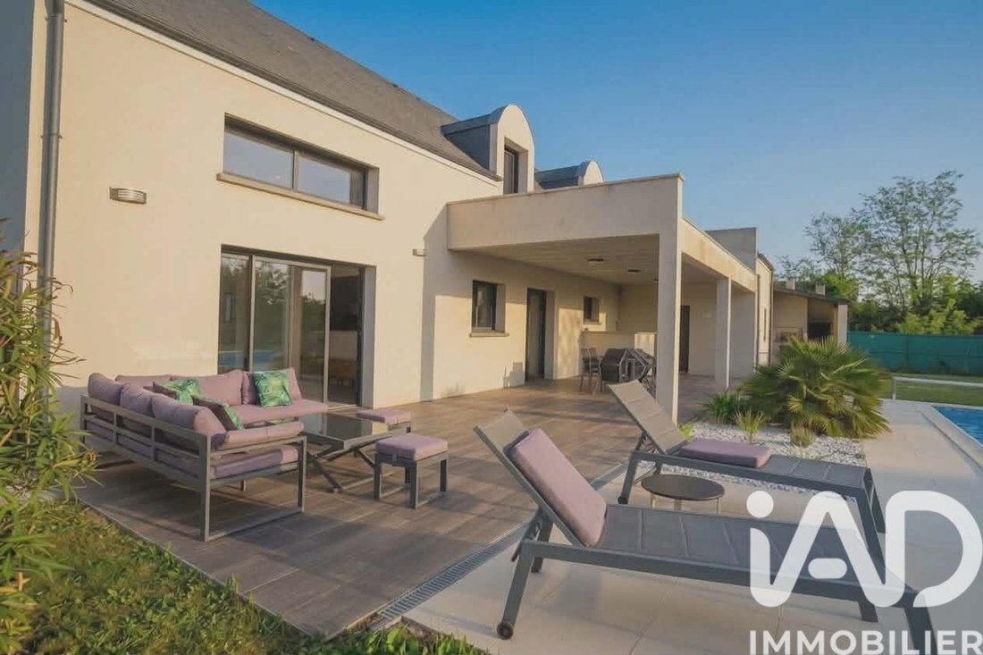 House in Luynes, Centre-Val de Loire, France 2 - 17692340