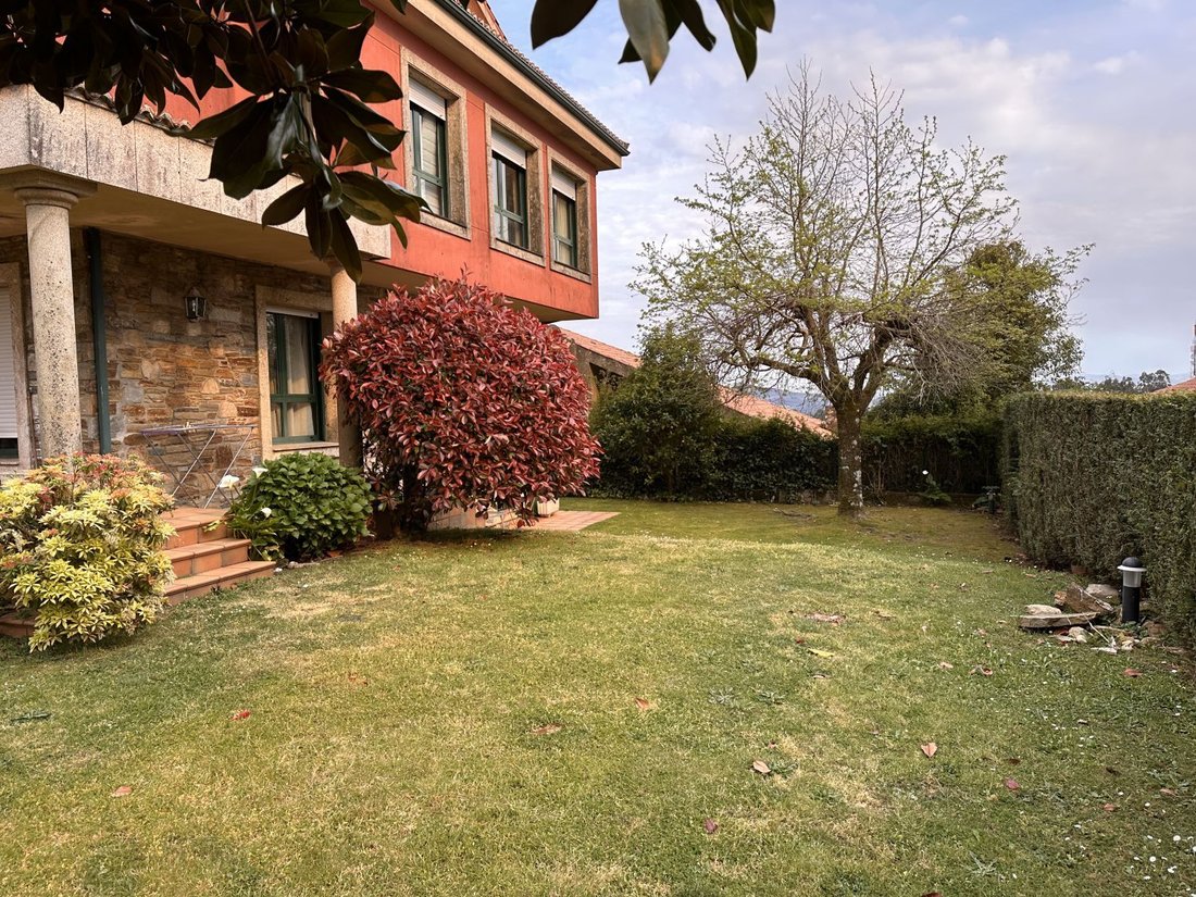 Chalet a Teo, Galizia, Spagna 1 - 17691890